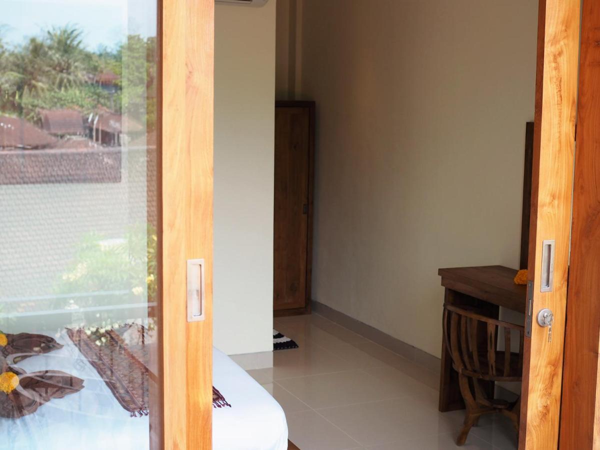Kampung Sari Homestay Ubud Esterno foto
